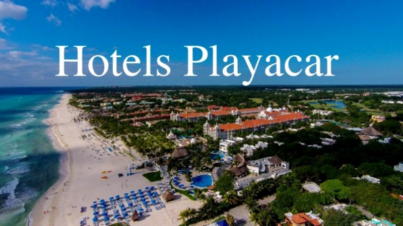 Playa del Carmen Playacar nevű menő negyede, tele luxusvillákkal és tengerparti apartmanokkal.